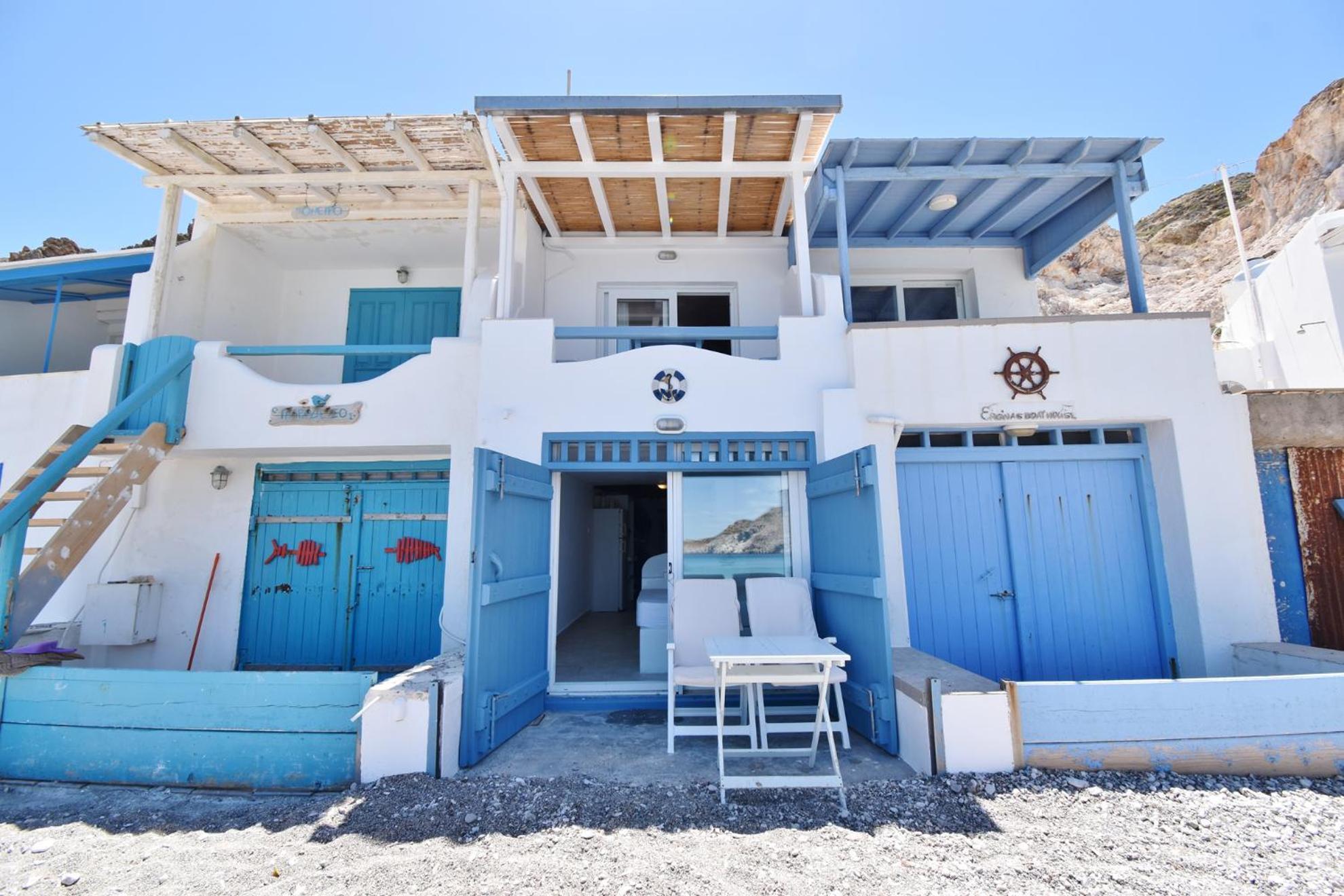 Blue Mare Apartments On The Beach Firopotamos Værelse billede